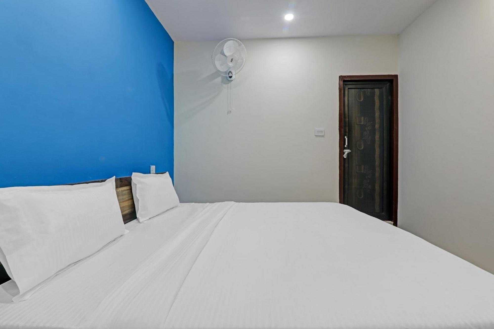 Hotel O Rudra Palace Near Phoenix United Lucknow Zewnętrze zdjęcie